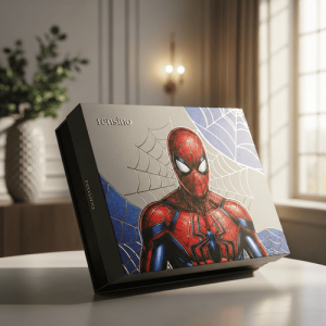 Boîte en papier noire avec graphique de Spider-Man, adaptée pour l'emballage de cadeaux ou de vente au détail, design personnalisé disponible