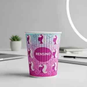 Gobelet en papier rose avec motif de licorne, adapté pour un usage cadeau ou de détail, design personnalisé disponible