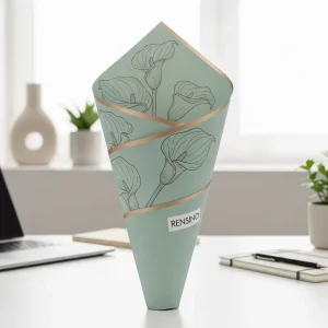 Cono di carta azzurro chiaro con motivo floreale, adatto per imballaggio regalo o vendita al dettaglio, design personalizzabile