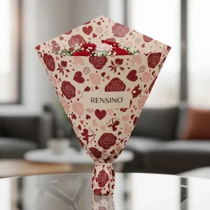 Carta da regalo rosa con motivo a cuore e rosa, design personalizzato disponibile