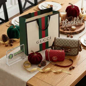 Sacola de Papel Gucci com Logotipo Impresso e Padrão Listrado, Adequada para Presentes, Varejo ou Embalagem Cosmética, Impressão de Logotipo Personalizado Disponível