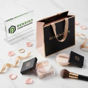 Bolsa de papel negra y rosa con texto “GIVENCHY” impreso en dorado, adecuada para empaques de regalo o cosméticos, impresión de logotipo personalizada disponible
