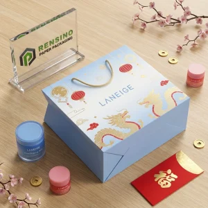 Sacs en papier bleus et rouges avec motif de dragon et de lanterne, adaptés pour les cadeaux, le commerce de détail ou l'emballage alimentaire, design personnalisé disponible