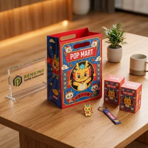 Упаковка бумажного пакета POP MART красного и синего цвета с узором мультяшного дракона, подходит для подарочной или розничной упаковки, доступная печать с индивидуальным логотипом