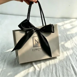 China Manufacturers Personalised Luxury Boutique Giftbag Packaging Custom Gift Bags With Logo Print
