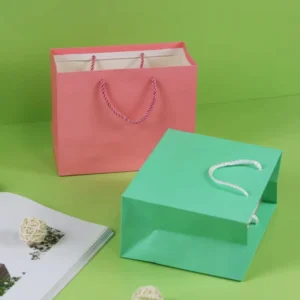 Colored Recyclable Customizable Gift Paper Bags with Handles for Retail Boutique Party Packaging Bulk