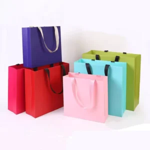 Creaseless Paper Gift Bags with Handles Custom Logo Medium Size