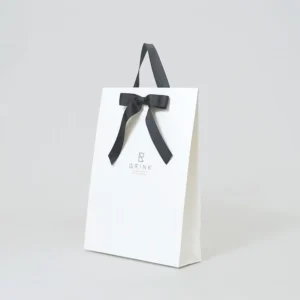 Custom Logo White Paper Gift Bag with Black Ribbon Bow for Jewelry and Accessories