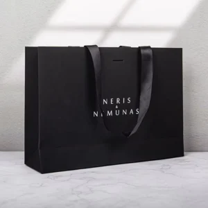 Custom Printed Paper Packaging Bag with Logo for T-Shirts, Shoes, and Clothing