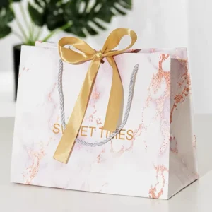 Custom Recyclable Valentine’s Day Gift Shopping Paper Bags
