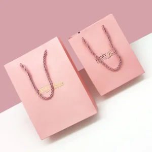 Customizable Eco-Friendly Recyclable White Kraft Paper Gift Bag With Logo for Clothing and Gifts