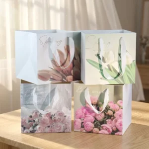 Customized Clothing Packaging Paper Gift Bag for Gifts and Handbags