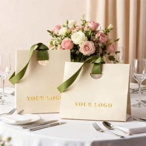 Customized Coated Paper Gift Bag with Recyclable Logo Printing and Semi-Circular Design