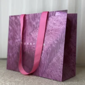 Eco-friendly Matte Black Paper Gift Shopping Bags with Custom Logo for Clothing
