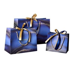 Factory Luxury White Cardboard Recyclable Gift Shopping Bags Custom Logo Print for Small Business Use Candle Craft Storage