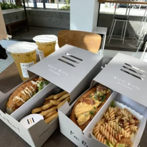 Custom Disposable Non-Plastic White Kraft Paper Food Tray for Hotdogs and Fries