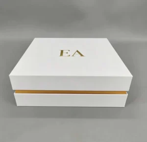 Custom Handmade Coated Paper Gift Boxes Sponge Lining Hot Stamping UV Coating Shapes Ribbon Handles Gift Packaging