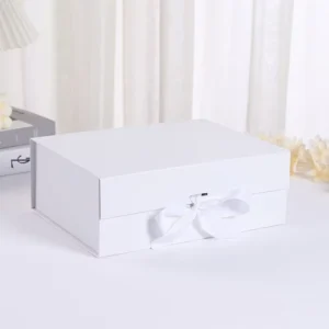 Custom Logo White Magnetic Folding Gift Box with Ribbon for Wedding Party Favors and Cosmetics