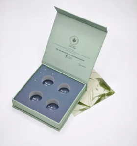 Custom Rigid Magnetic Gift Box for Cosmetic Sets, Cardboard Packaging