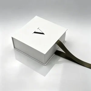 Custom Rigid Paperboard Gift Box with Magnetic Closure and Flip-Top Lid, for Gift and Product Packaging