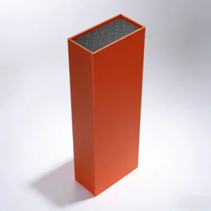 Customizable Paper Gift Box with Magnetic Closure for Brand Packaging and Retail Display