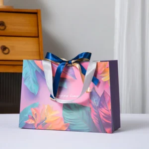 Factory Custom Printing Size Boutique Retail Shopping Paper Bags Recyclable White CardBoard Paper Gift Bags with Ribbon Handle