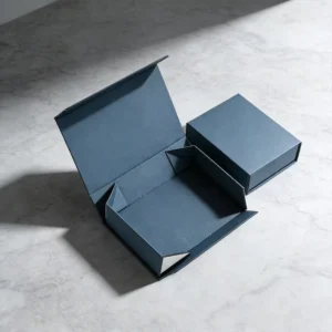 Foldable Recyclable Cosmetics Gift Packaging Box with UV Logo and Magnetic Closure
