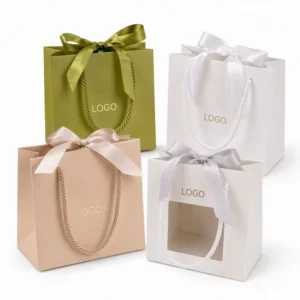 Green Art Paper Gift Bag with Cotton Rope Handle and Handmade Gold Stamp for Wigs