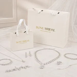 Jewelry Paper Retail Bags Custom White Kraft Paper Shopping Bags Factory Direct Supplier