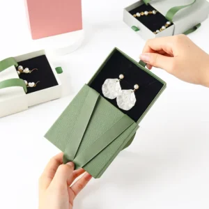 Lychee Texture Jewelry Drawer Box Ribbon Pull Handle Sponge Lining Custom Logo Portable Jewelry Box