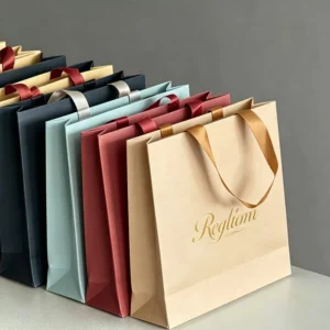 White Card Shopping Bag Custom Logo 6-9kg Capacity for Clothing Shoe Store Packaging